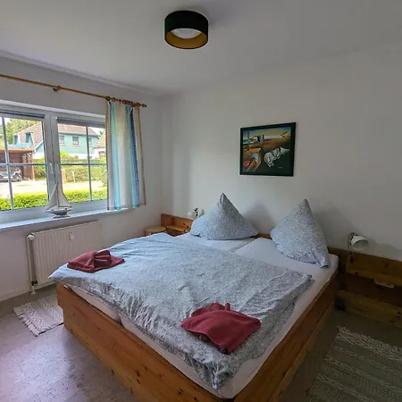 Auster Apartment *